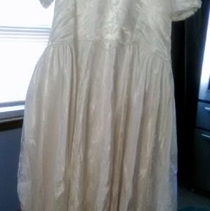 Wedding dress